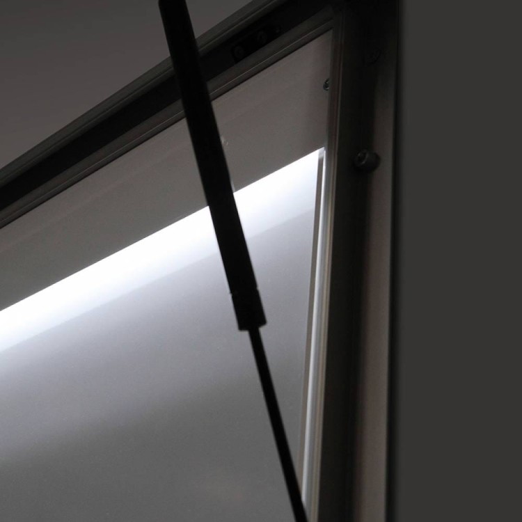 Zewnętrzna gablota magnetyczna ILLUMO 21xA4 168x116 cm z podświetleniem LED zamykana na kluczyk do użytku zewnętrznego gablota zewnętrzna gablota ogłoszeniowa gablota informacyjna tablica ogłoszeń tablica informacyjna