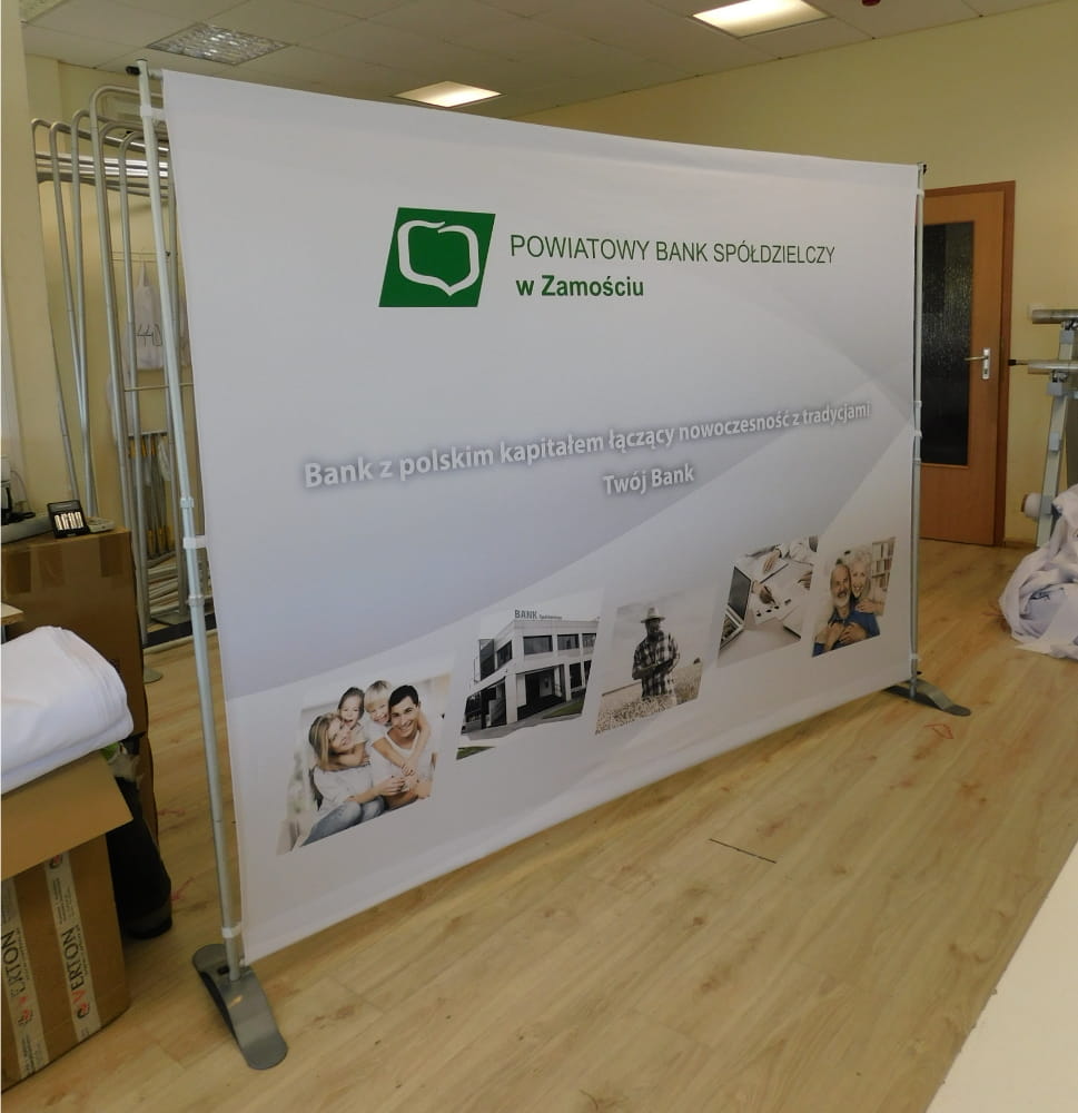 Pegasus Adjustable Advertising Wall