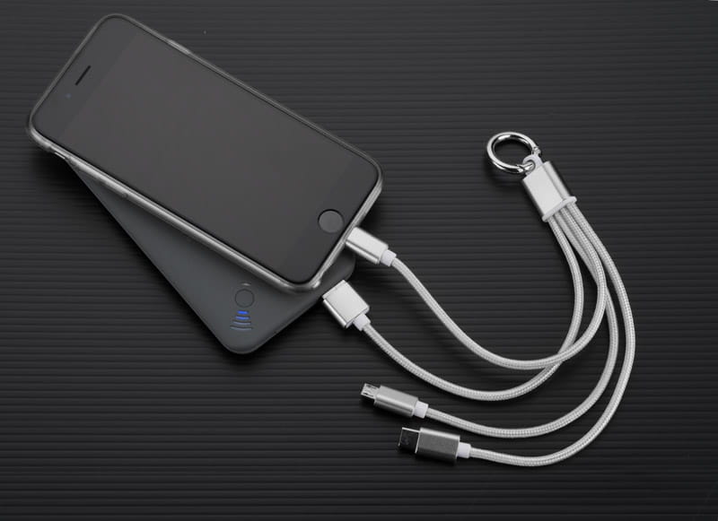 Kabel USB 3 w 1 TAUS srebrny