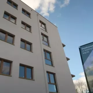 Flagi reklamowe, jakie posiada nasza oferta są nośnikami robiącymi wrażenie na potencjalnych Klientach, z nowoczesnymi właściwościami konstrukcyjnymi, ale jedna