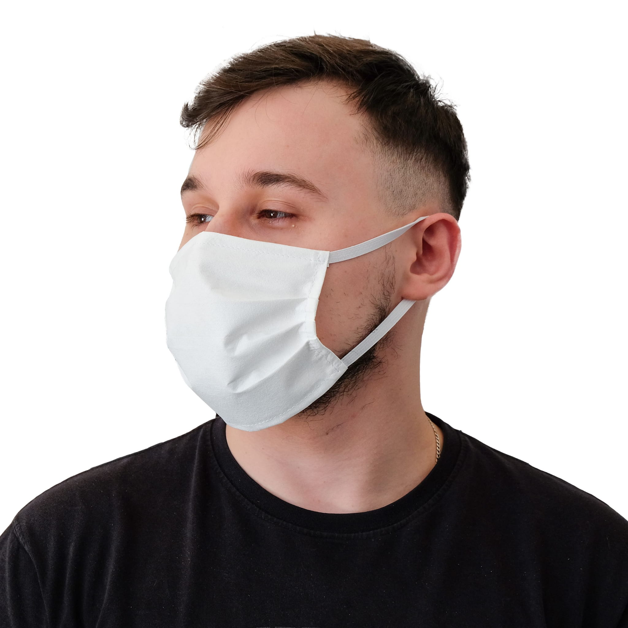 Homme avec masque protecteur